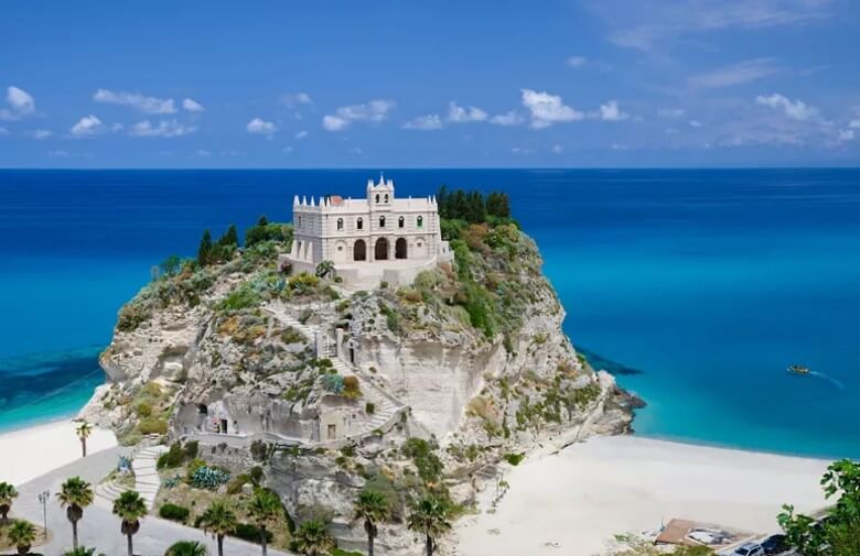 Am Strand von Tropea